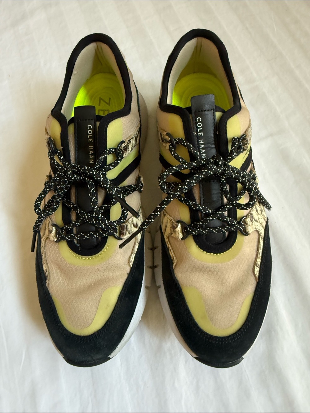 Cole Haan ZERØGRAND Overtake Runner Sneakers Beige Snakeskin Neon 8.5 B W21687